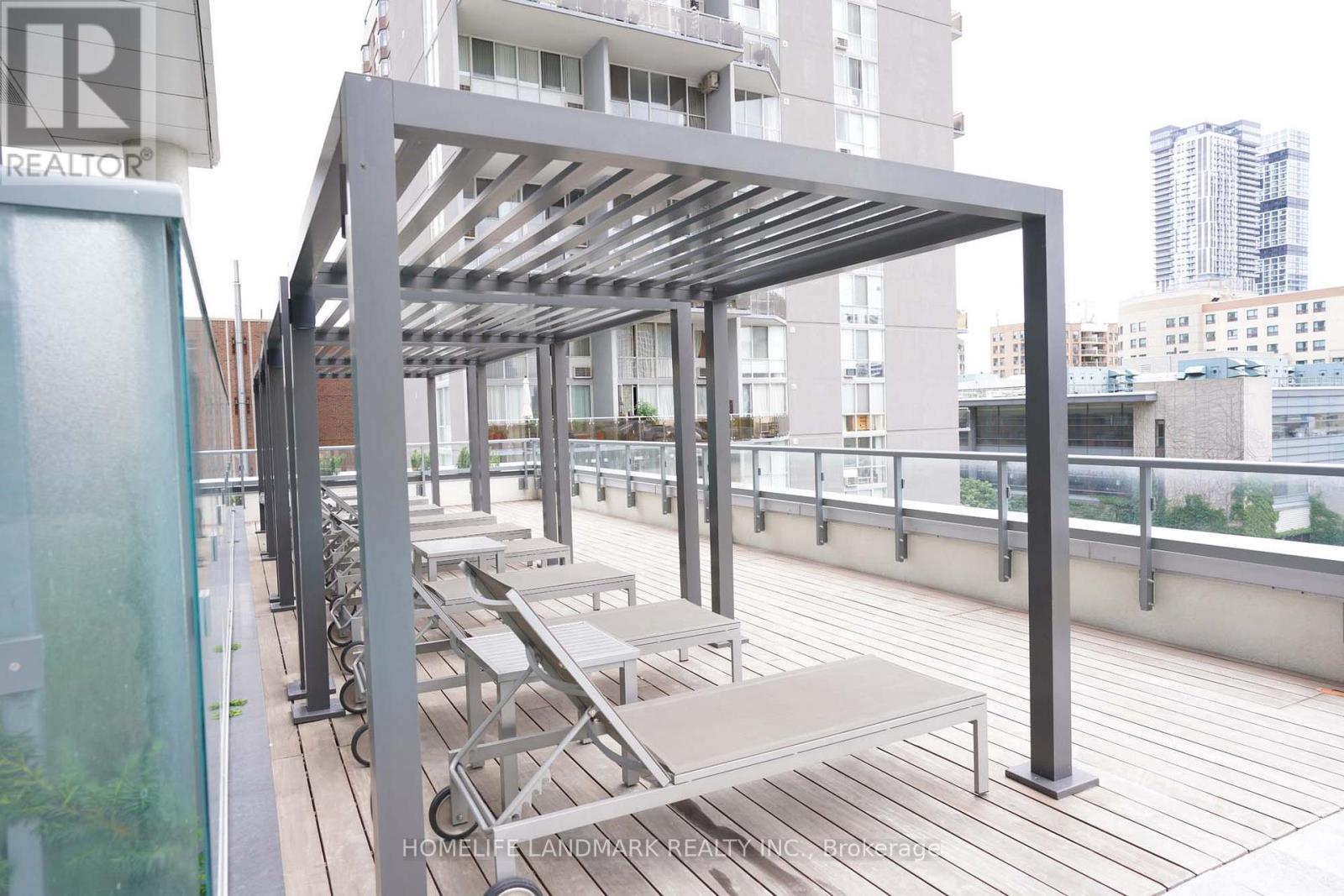 #2507 89 MCGILL STREET - 38