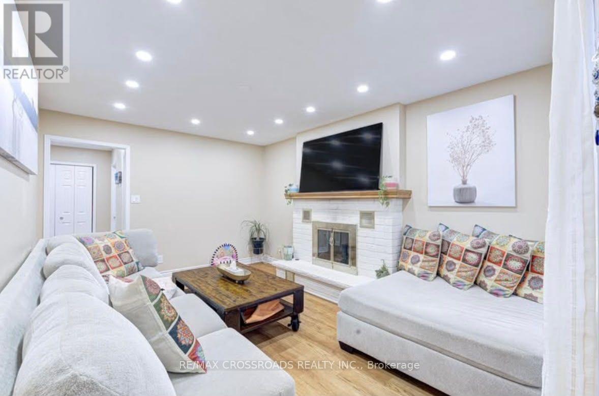 11 MURKAR CRESCENT - Image 21
