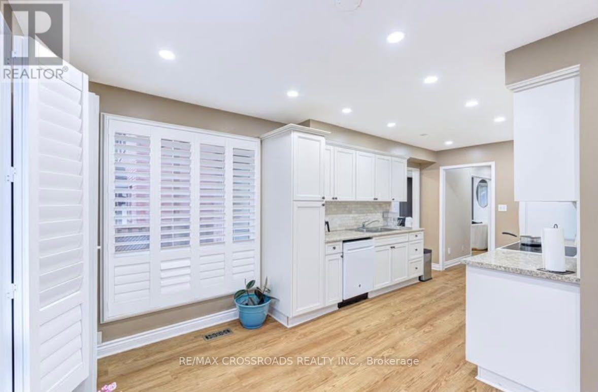 11 MURKAR CRESCENT - Image 24