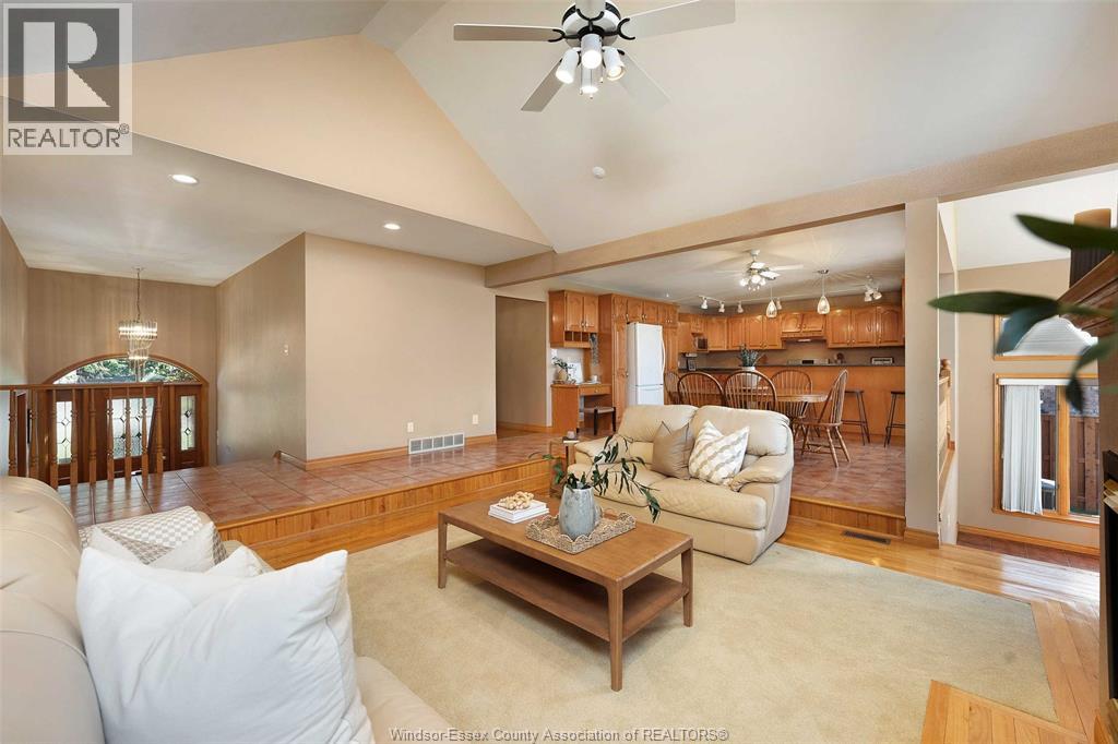 12354 FUNARO CRESCENT - 10