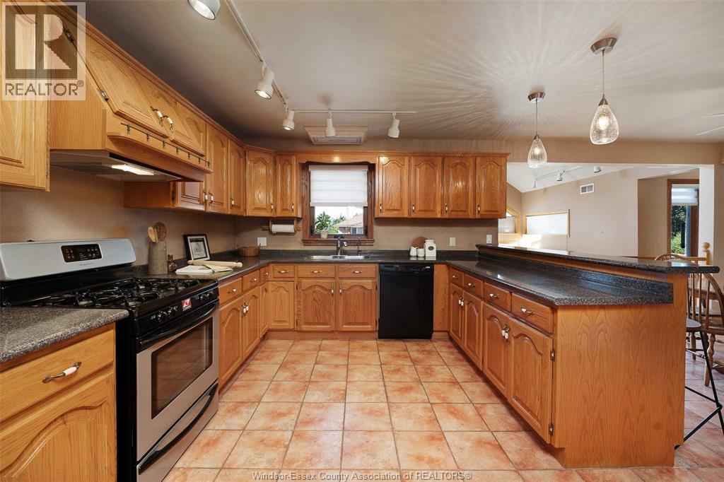 12354 FUNARO CRESCENT - 17