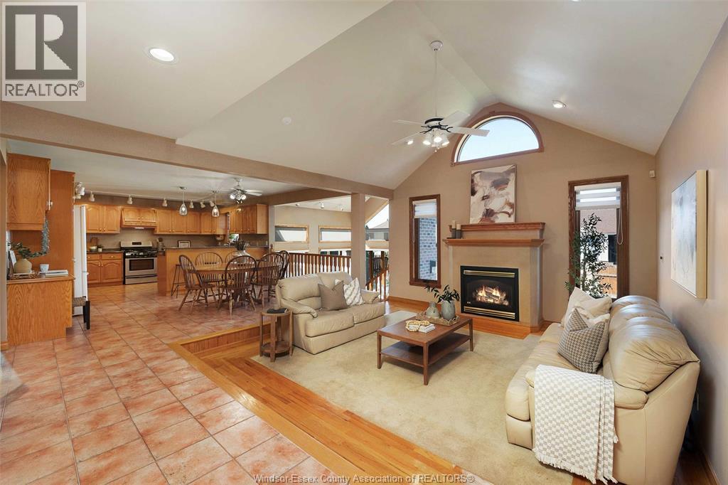 12354 FUNARO CRESCENT - 9