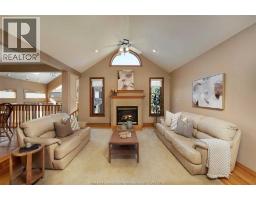 Family room/Fireplace - 12354 Funaro Crescent, Tecumseh, ON N9K1C4 Photo 8
