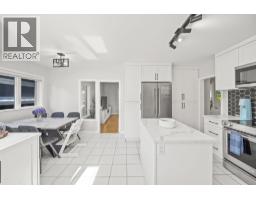 2510 Camrose Drive, Burnaby, BC V5A2Y5 Photo 13
