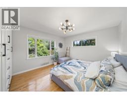 2510 Camrose Drive, Burnaby, BC V5A2Y5 Photo 18