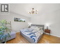 2510 Camrose Drive, Burnaby, BC V5A2Y5 Photo 19
