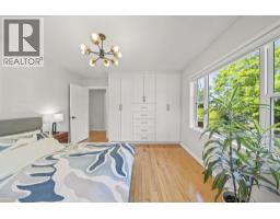 2510 Camrose Drive, Burnaby, BC V5A2Y5 Photo 20