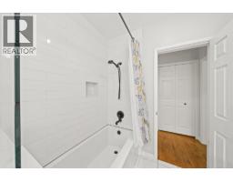 2510 Camrose Drive, Burnaby, BC V5A2Y5 Photo 22