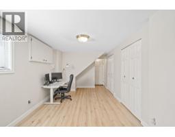 2510 Camrose Drive, Burnaby, BC V5A2Y5 Photo 34