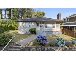 2510 Camrose Drive, Burnaby, BC V5A2Y5 Photo 9