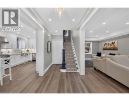 Foyer - 209 Delaware Avenue, Hamilton, ON L8M1W2 Photo 8