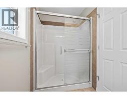 28 Saddlebrook Gardens Ne, Calgary, AB T3J5M6 Photo 20