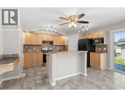 Bedroom - 28 Saddlebrook Gardens Ne, Calgary, AB T3J5M6 Photo 8