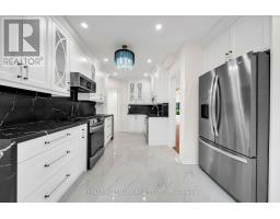 872 Hilton Boulevard, Newmarket, ON L3X2H8 Photo 14
