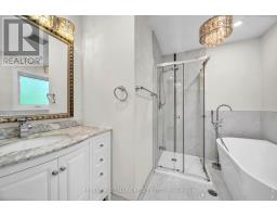 872 Hilton Boulevard, Newmarket, ON L3X2H8 Photo 32