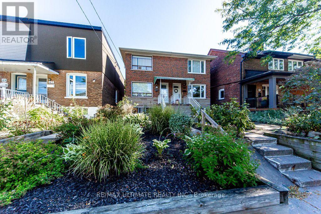 45 MCROBERTS AVENUE - 5
