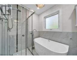 872 Hilton Boulevard, Newmarket, ON L3X2H8 Photo 33