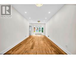 872 Hilton Boulevard, Newmarket, ON L3X2H8 Photo 16