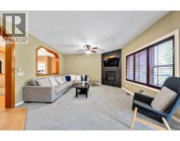 Bedroom - 115 Coopers Hill Sw, Airdrie, AB T4B0B9 Photo 10