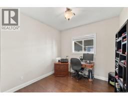 3490 Monterey Dr, Nanaimo, BC V9T6T2 Photo 13