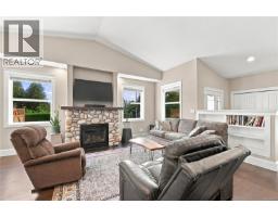 Dining room - 3490 Monterey Dr, Nanaimo, BC V9T6T2 Photo 9