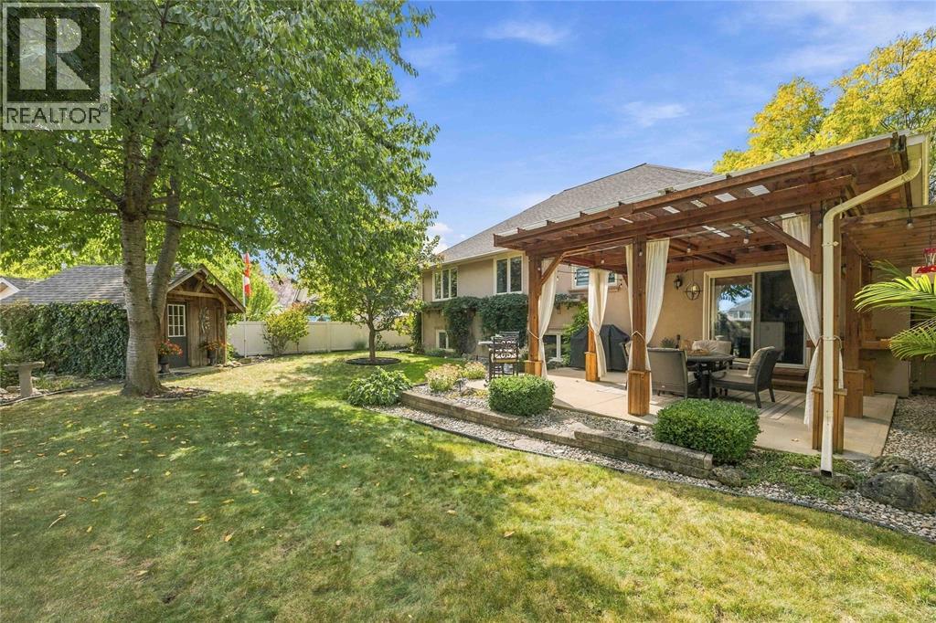588 RIVERSIDE DRIVE - 48