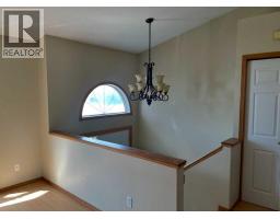 11 Chilcotin Crescent W, Lethbridge, AB T1K7G8 Photo 9