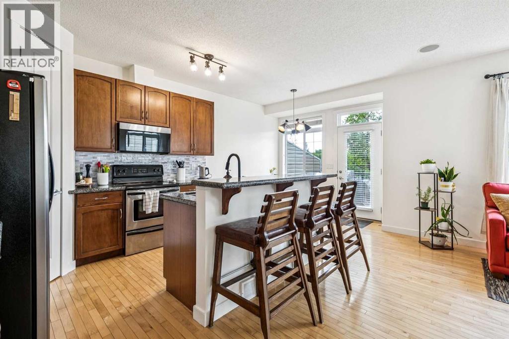 280 Rockyspring Grove NW, Calgary, Alberta, T3G5Y8 — thumbnail 2