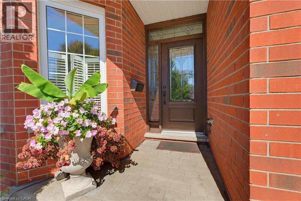 247 FERN Crescent - Image 3