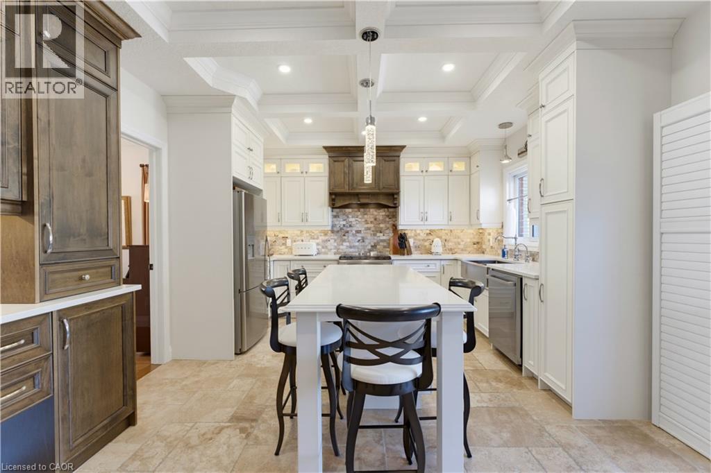 247 FERN Crescent - Image 11