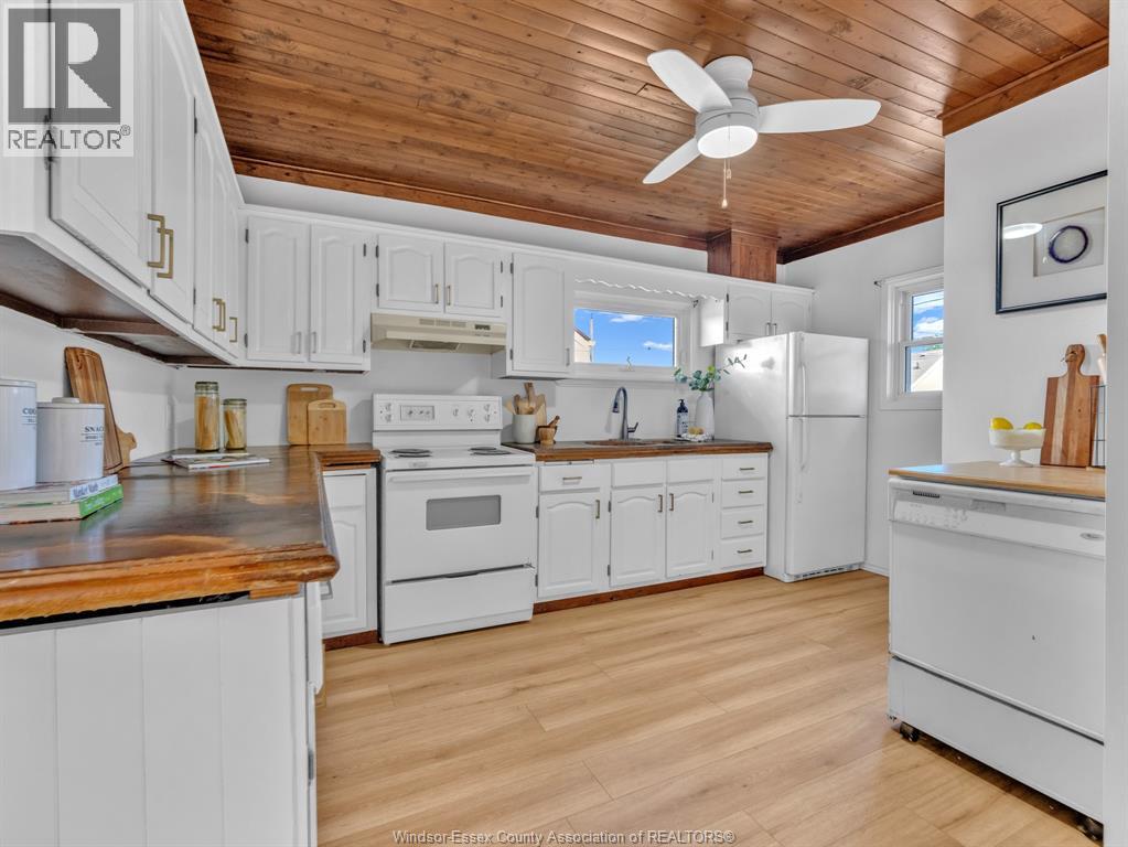 2352 LINCOLN ROAD - 13