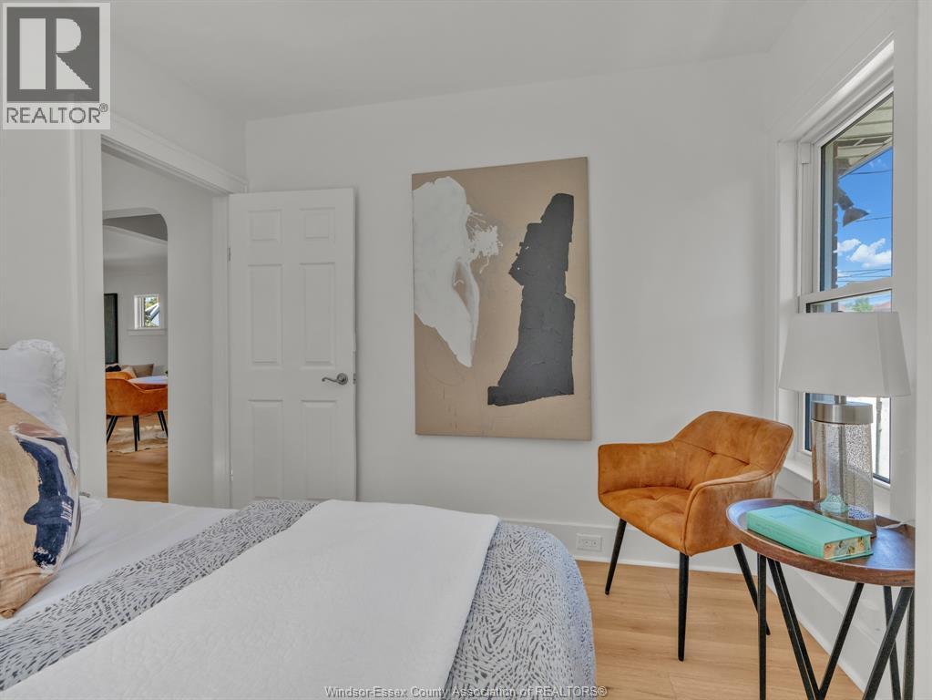 2352 LINCOLN ROAD - 19