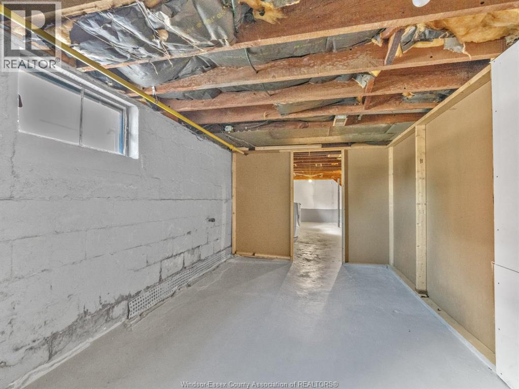 2352 LINCOLN ROAD - 33