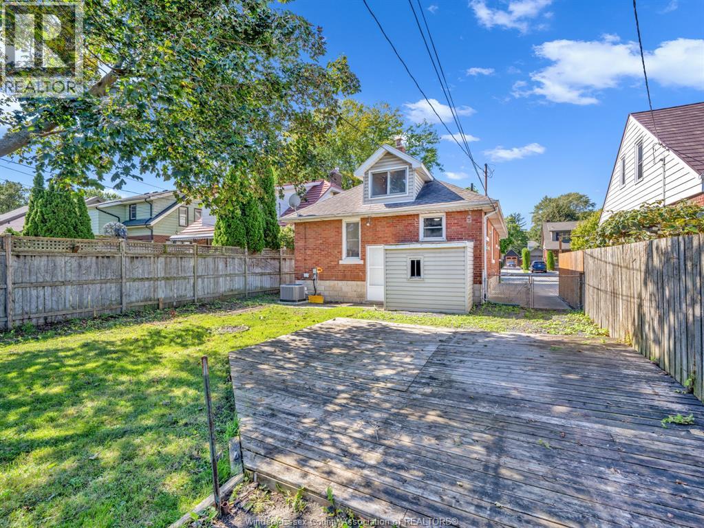 2352 LINCOLN ROAD, Windsor — photo 6