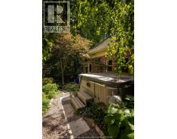 6640 St Michael's Drive, Lasalle, ON N9J3G7 Photo 36