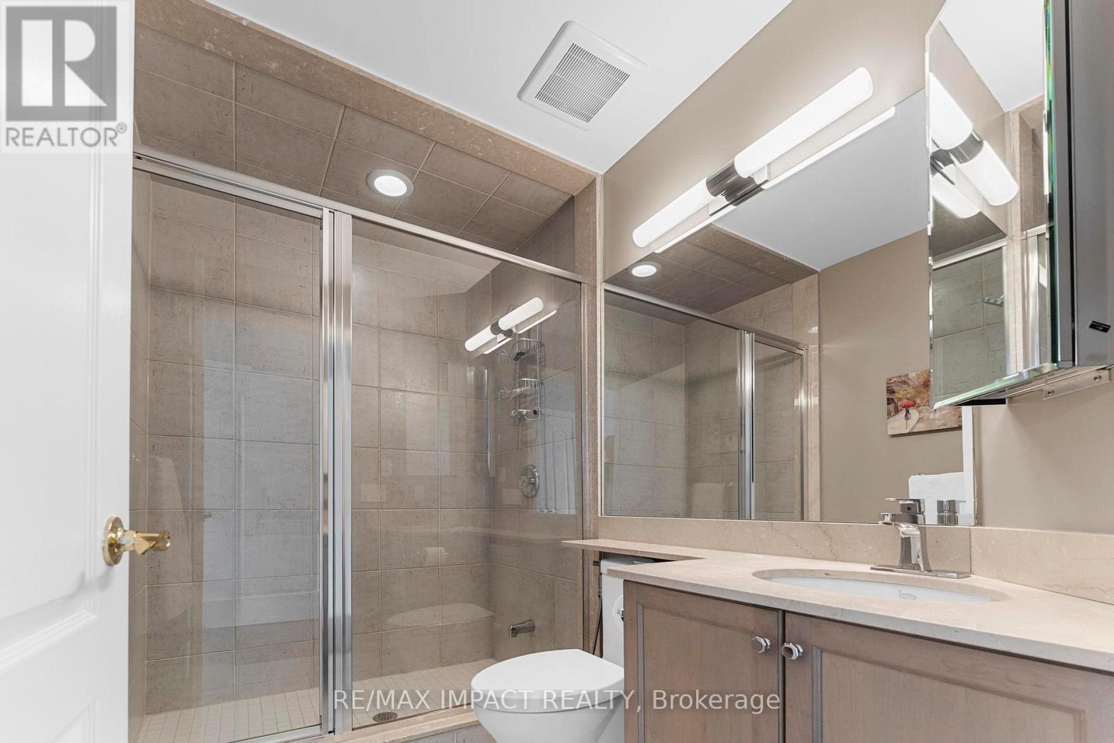 #13 260 RUSSELL HILL ROAD - 32