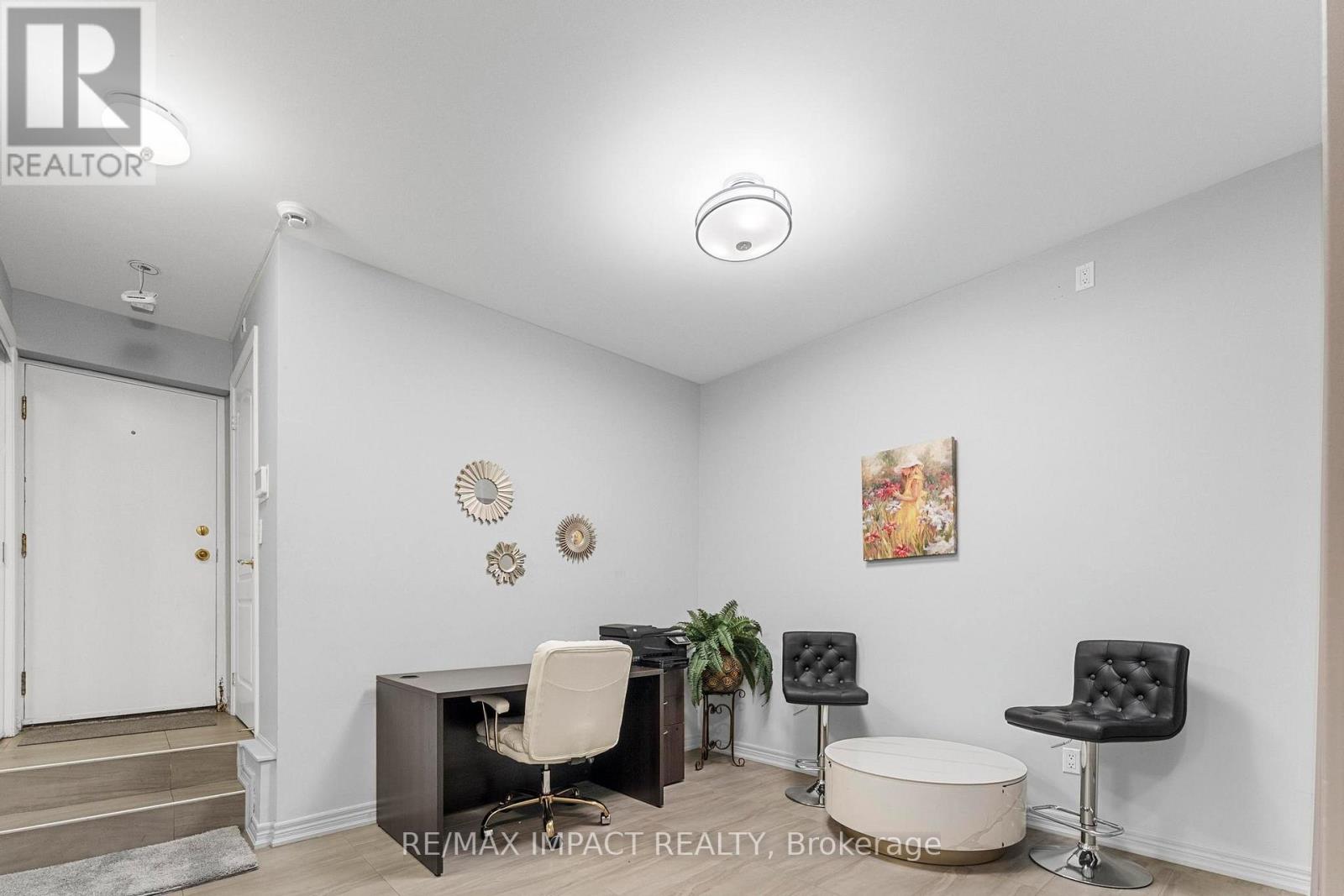 #13 260 RUSSELL HILL ROAD - 39