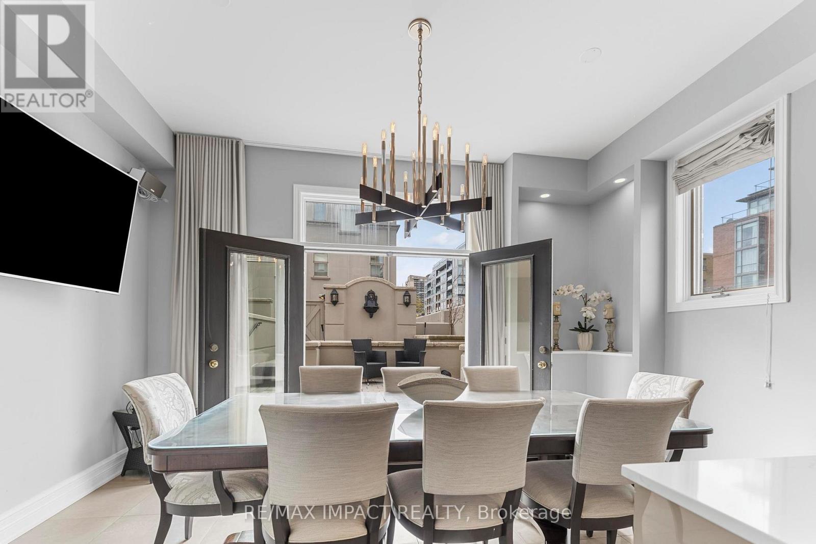 #13 260 RUSSELL HILL ROAD - 47