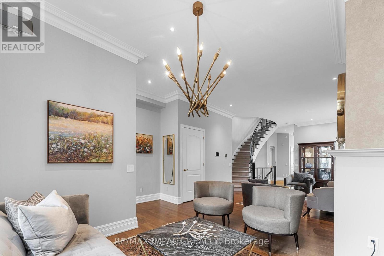 #13 260 RUSSELL HILL ROAD - 5