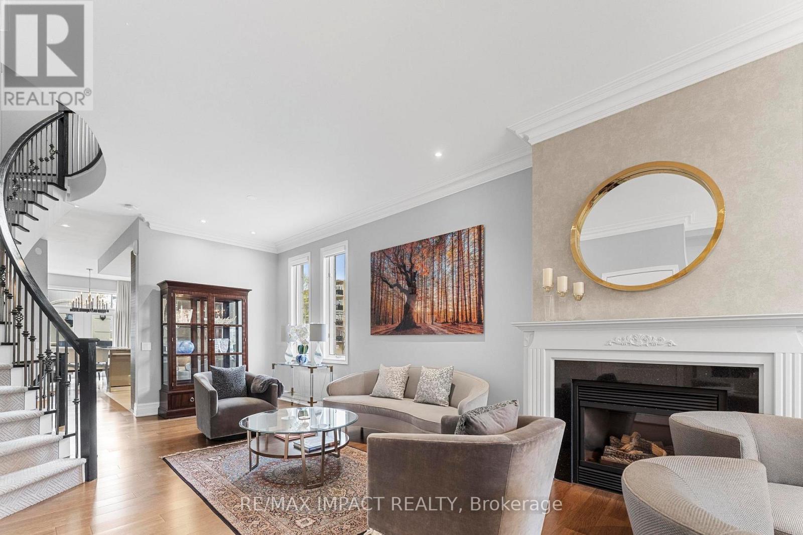 #13 260 RUSSELL HILL ROAD - 6