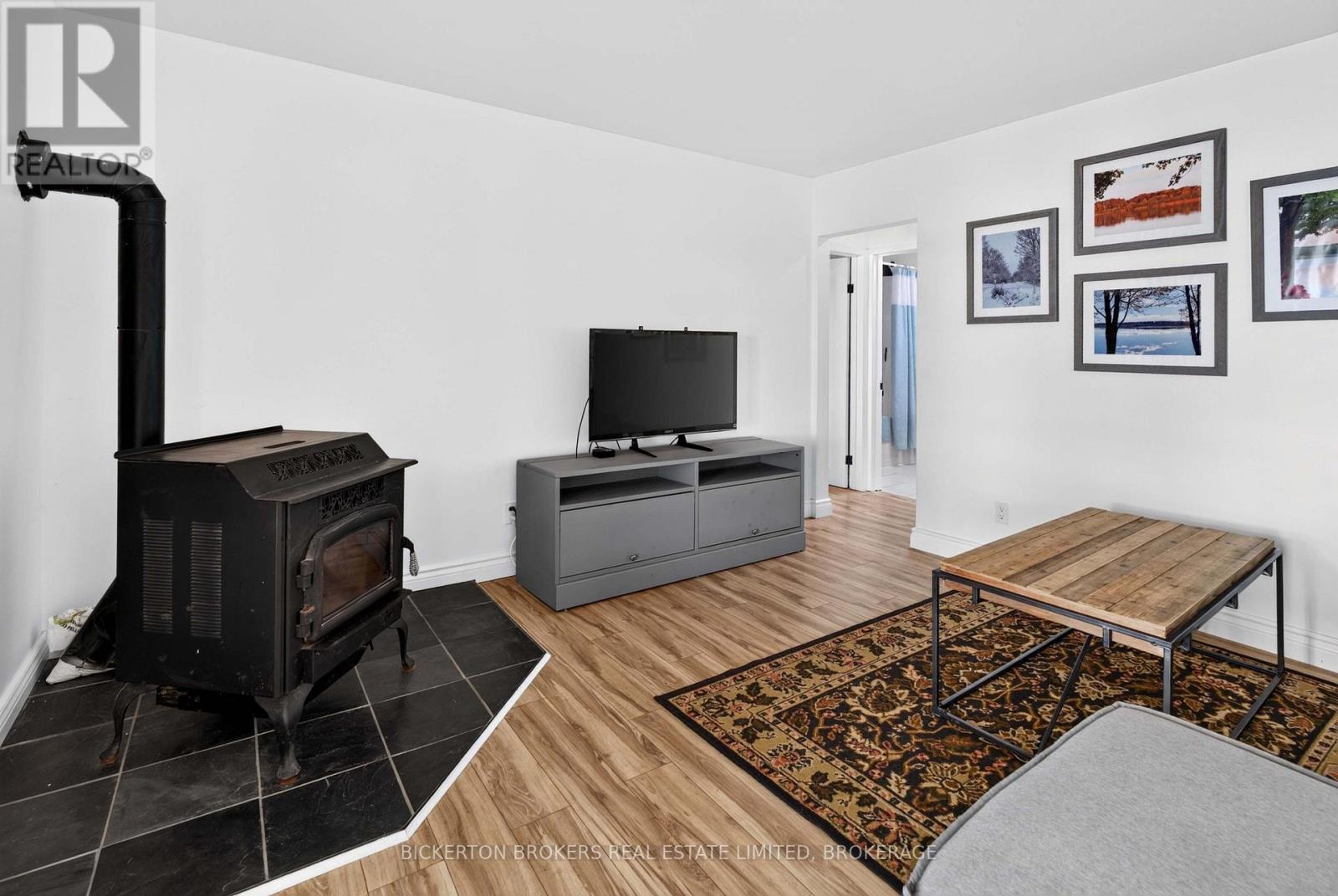233 JOHNSON BAY LANE - Image 26