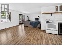 233 Johnson Bay Lane, Frontenac Islands, ON K7G2G9 Photo 18