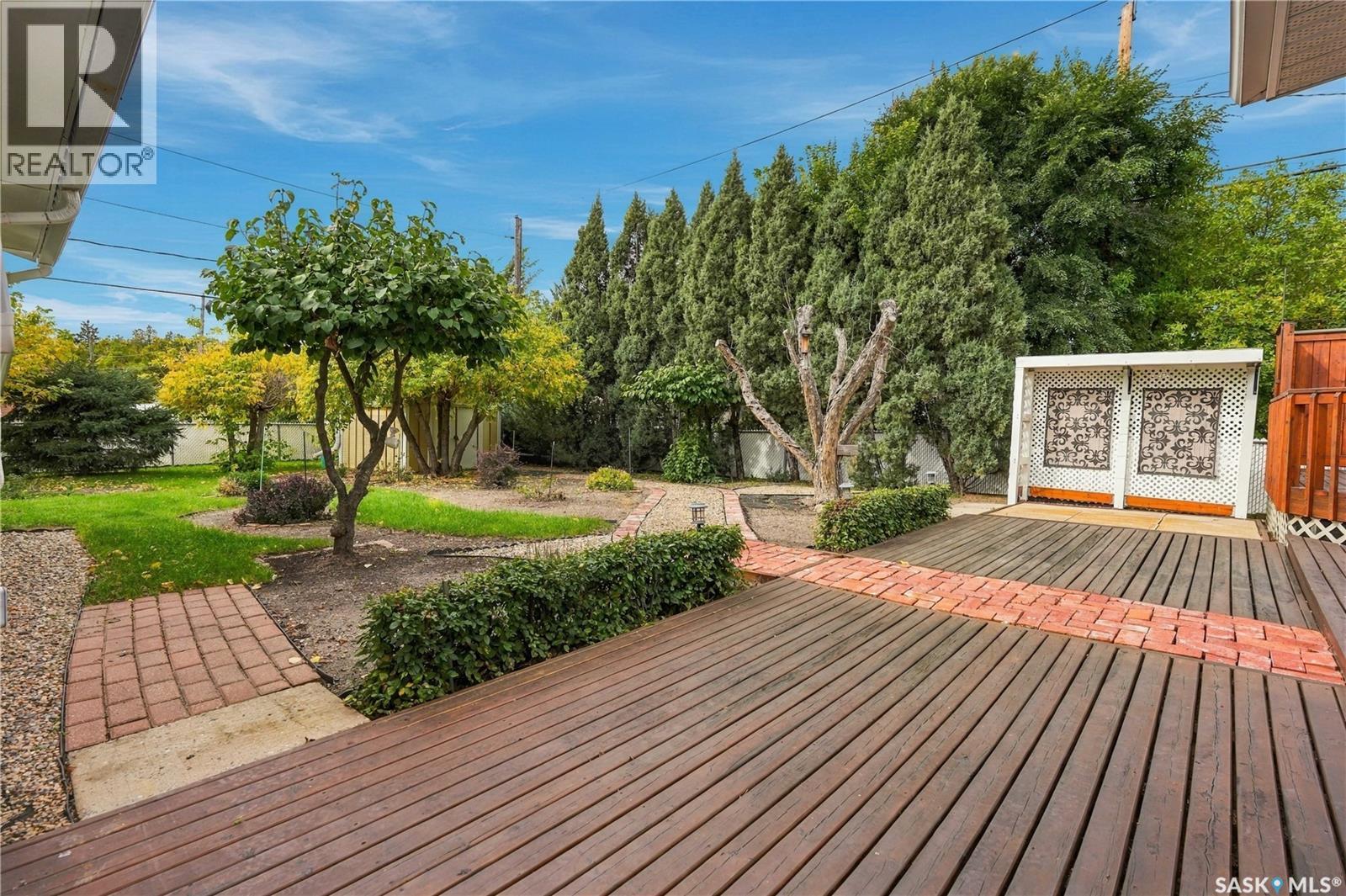 67 Laird CRESCENT - 40