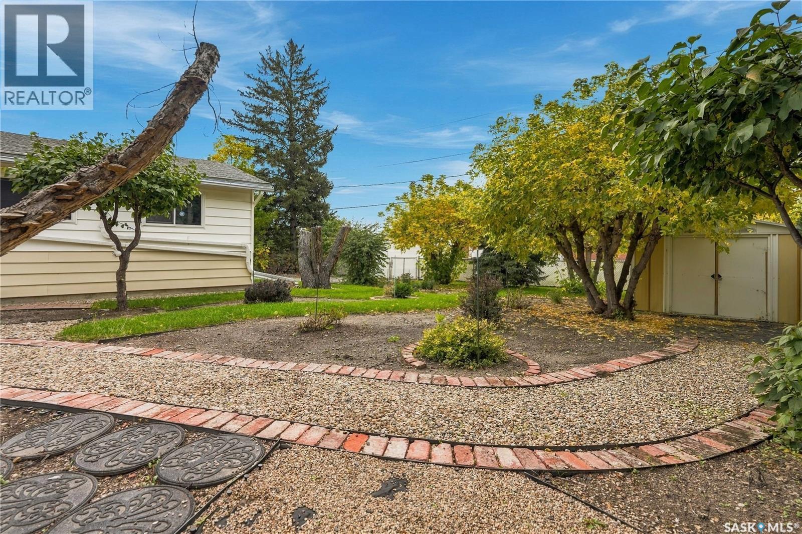 67 Laird CRESCENT - 42