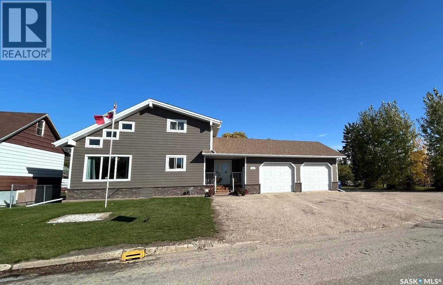 206 2nd STREET W, Carrot River — photo 2