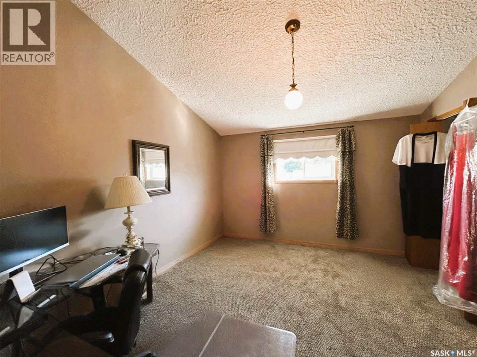 206 2nd STREET W, Carrot River — photo 23