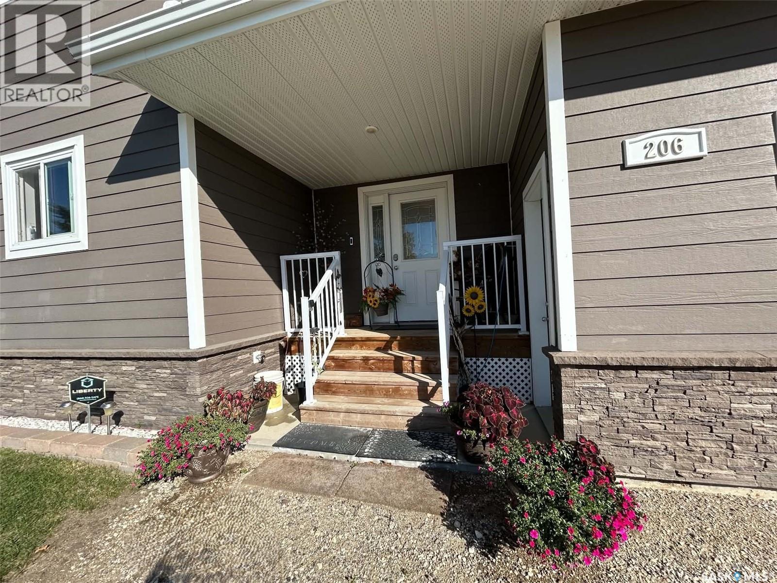206 2nd STREET W, Carrot River — photo 3