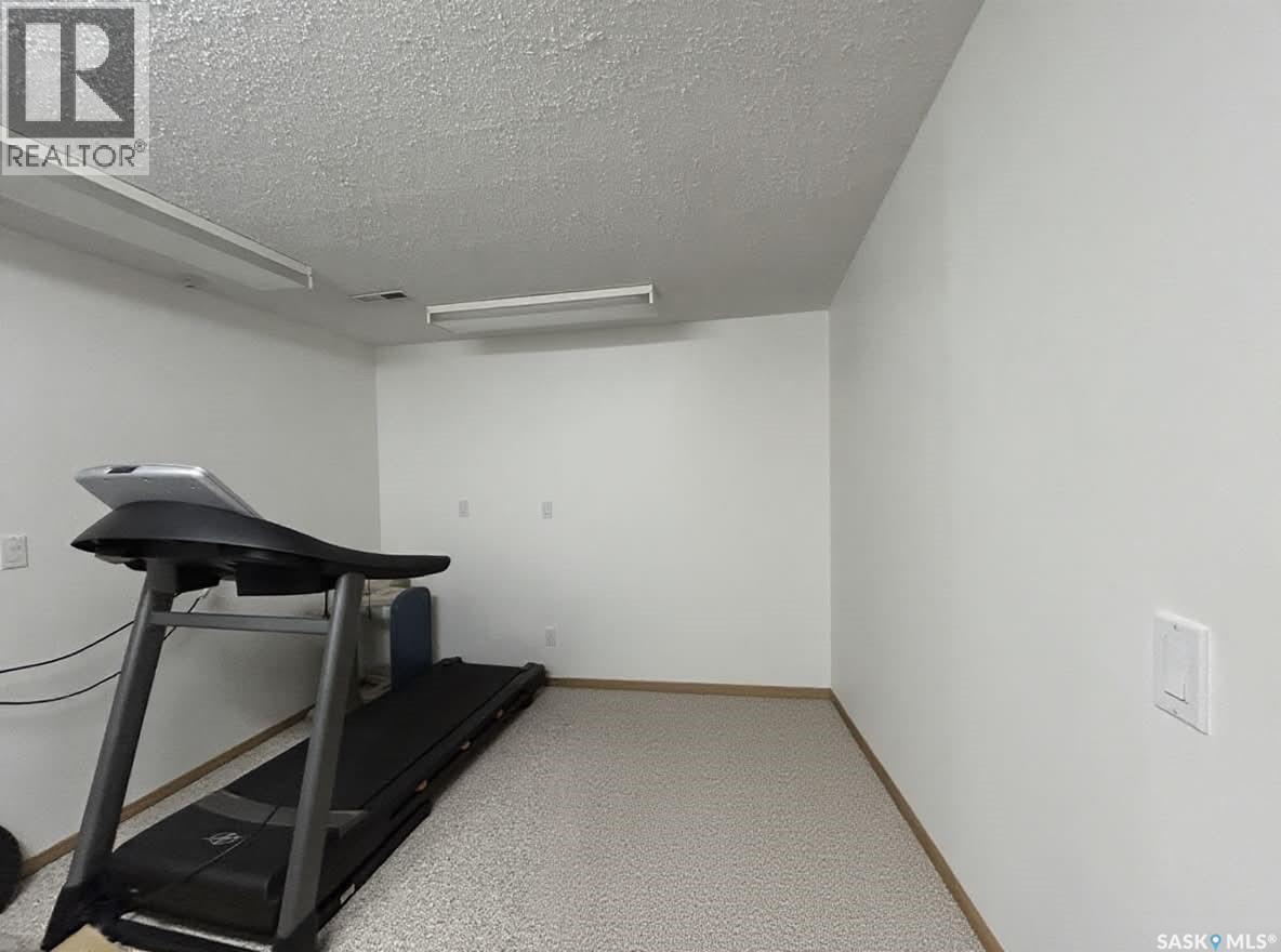 206 2nd STREET W, Carrot River — photo 33