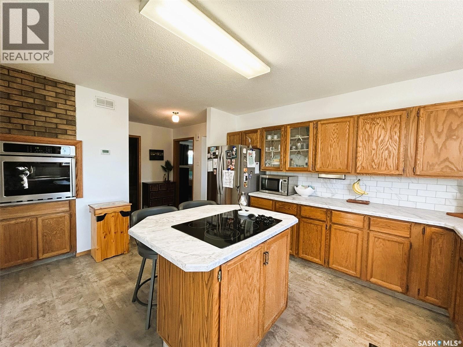 206 2nd STREET W, Carrot River — photo 8