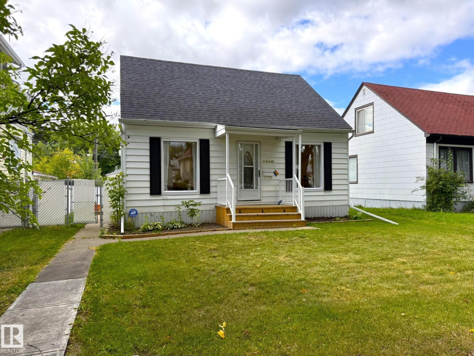11416 90 ST NW - 21